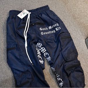 8 pocket cargo pants